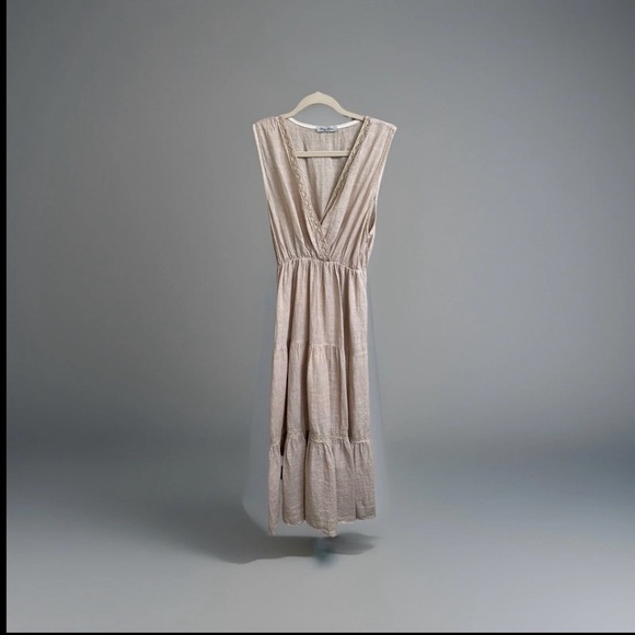 Helena Dresses & Skirts - Elena Baldi Women's Tiered Boho A-line Tan Linen Dress with Lace Detail Size L